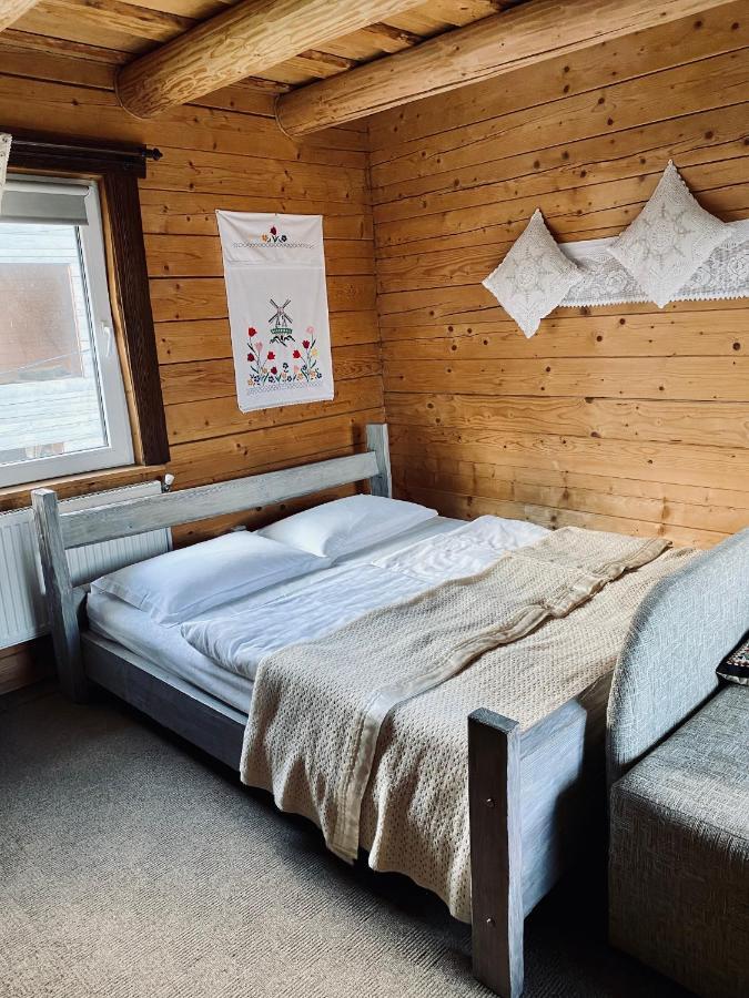 Guest House Anastasia Tatariv Exterior photo