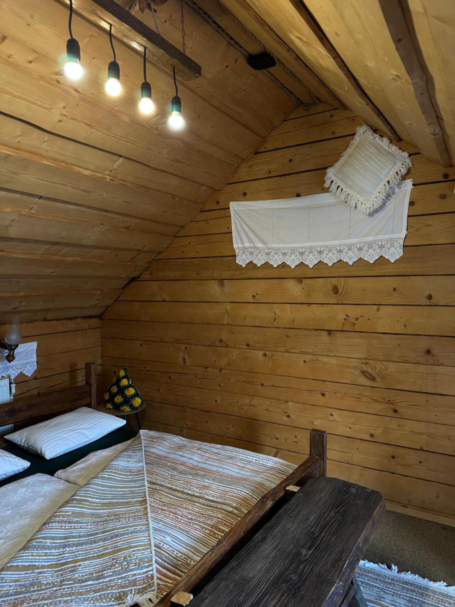 Guest House Anastasia Tatariv Exterior photo